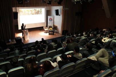Maltepe Belediyesi’nden öğrencilere kariyer rehberliği