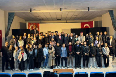 Trabzon’da “Muhacirlik” oyunu büyük ilgi gördü